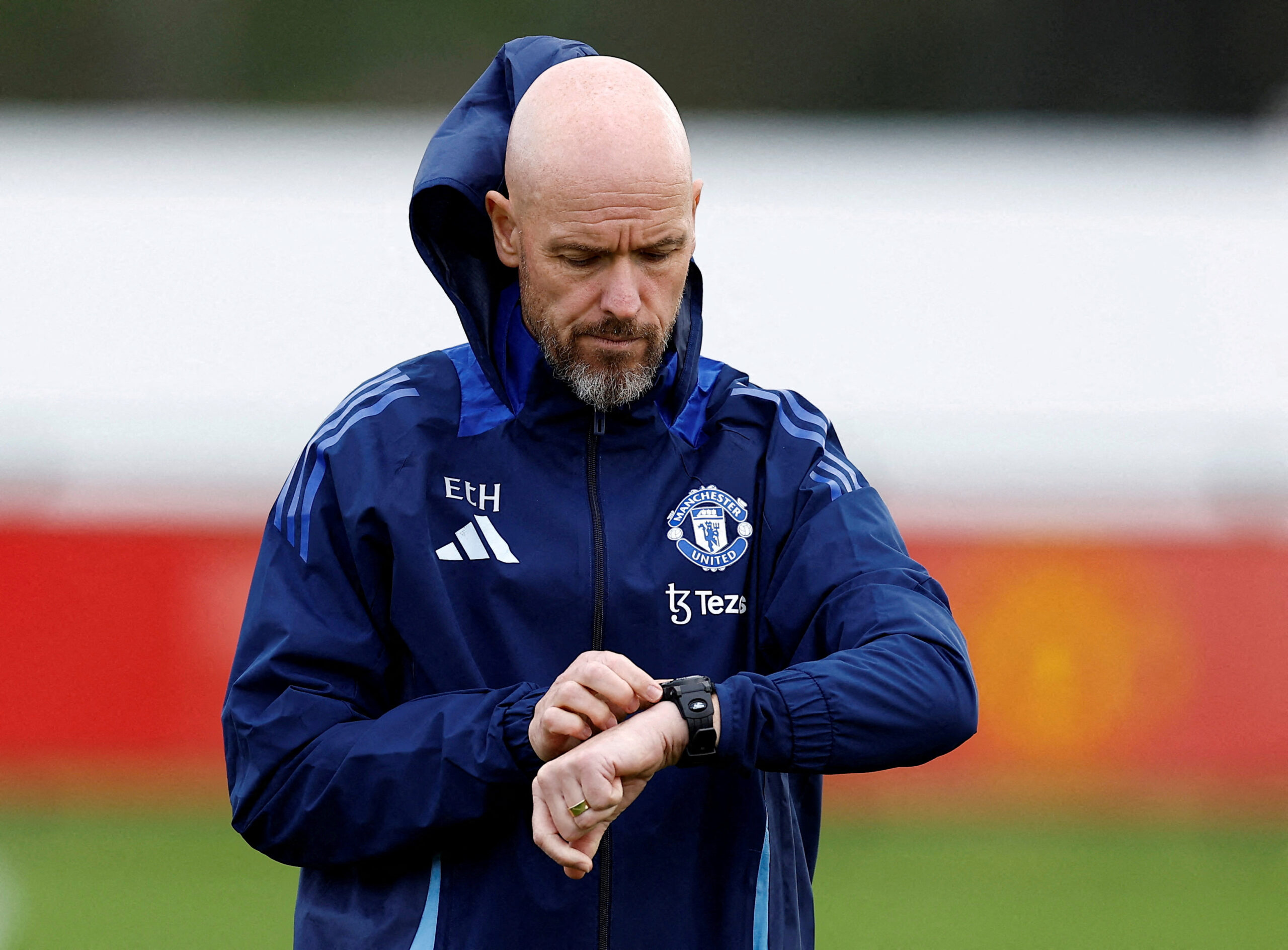 BREAKING! Erik Ten Hag Dipecat MU