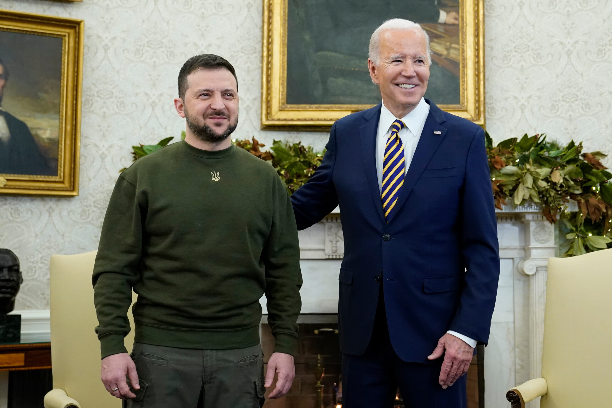 Jelang Lengser, Presiden Biden Berencana Tingkatkan Jumlah Bantuan Militer untuk Ukraina