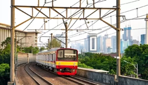 Kapasitas INKA Terbatas, Danantara Buka Opsi Impor KRL Jepang