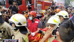 Enam Korban Tewas Ditemukan di Lokasi Kebakaran Glodok Plaza