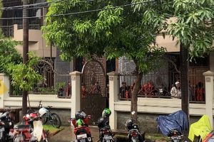 KPK Geledah Rumah La Nyalla Terkait Korupsi Dana Hibah Jatim