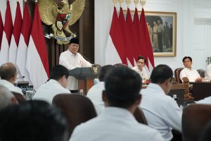 Prabowo Tegaskan Bukan “Boneka” Jokowi