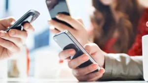 Survei KedaiKOPI: 36,6% Pengguna Ganti Nomor Telepon dalam 5 Tahun, Sebagian untuk Ubah Identitas Digital