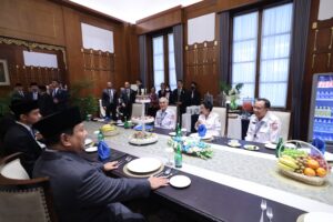 Muzani: Gibran Tanya Kesehatan Megawati, Saling Berbincang