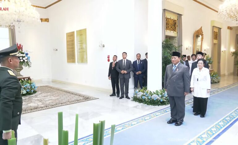 Hensa: Prabowo Bijaksana Tak Menempatkan Gibran di Depan Megawati