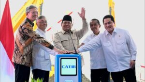Prabowo Resmikan Groundbreaking Ekosistem Baterai Listrik di Karawang