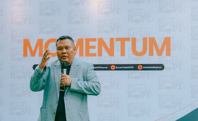 Kata Dr. Hendri Satrio Tentang Definisi Momentum Politik