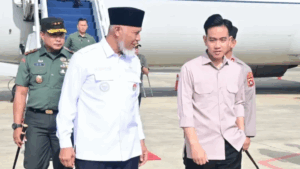 Gibran ke Sumatera Barat, Temui Anak-Anak Korban Perusakan Rumah Doa GKSI di Padang