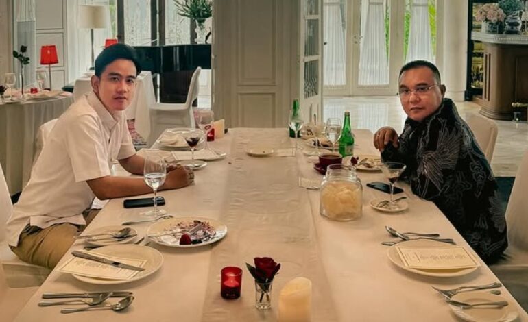 Kala Wapres Gibran dan Wakil Ketua DPR Dasco Makan Siang Bersama….
