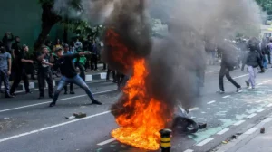 Beda Pendapat AHY-Yusril Terkait Pembentukan TGPF Kericuhan Demo