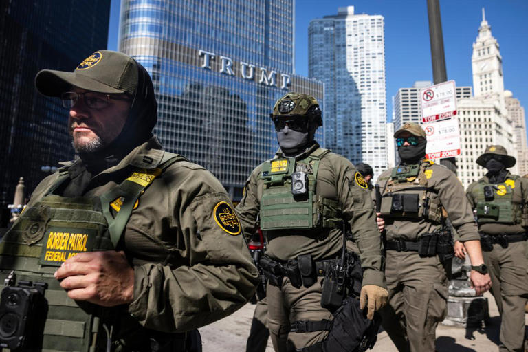 Trump Kerahkan 400 Garda Nasional Texas ke Illinois, Gubernur Protes