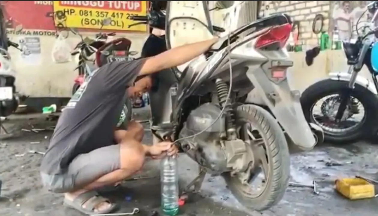 Puluhan Motor Rusak Setelah Isi Pertalite di Tuban, Bengkel Diserbu Warga