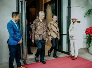 Jokowi Bertemu Ex-PM Singapura Lee Hsien Loong Jelang Forum Bloomberg New Economy