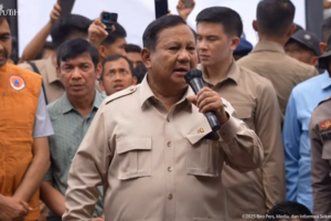 Listrik Belum Nyala, Prabowo Minta Maaf Langsung ke Pengungsi Aceh Tamiang