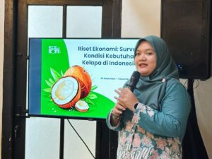 Survei KedaiKOPI: Waspada! Kelapa Terancam Langka dan Mahal pada Awal 2026