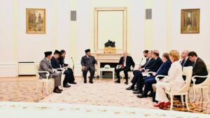 Prabowo ke Putin: Saya Undang Anda ke Indonesia, Jangan ke India Saja