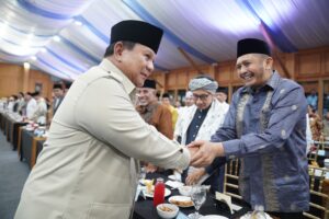 Momen Kehangatan Presiden Prabowo Buka Puasa Bersama Tokoh Lintas Organisasi Islam di Istana