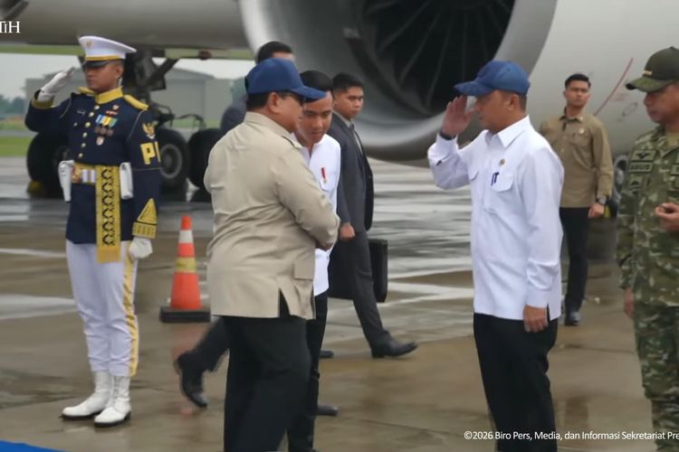 Prabowo Kembali ke Tanah Air Usai Safari ke Putin dan Macron, Disambut Gibran