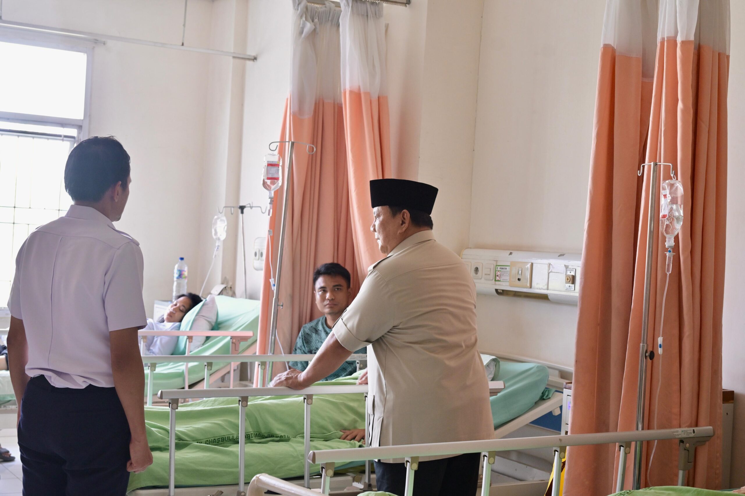 Prabowo Perintahkan Penanganan Maksimal Korban Kecelakaan Kereta Api di Bekasi