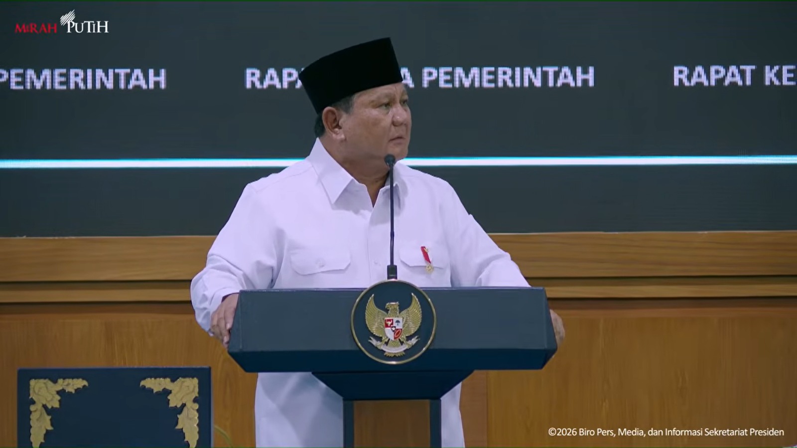 Ingatkan Rakyat Ganti Pemerintahan Lewat Pemilu, Prabowo: Soekarno dan Soeharto ‘Turun’ dengan Damai