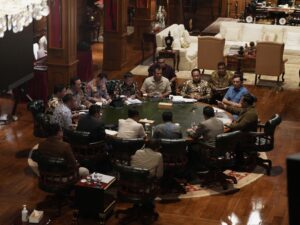 Ratas Strategis di Hambalang hingga Malam, Prabowo Bahas Pendidikan, Hilirisasi, dan Stabilitas Keamanan