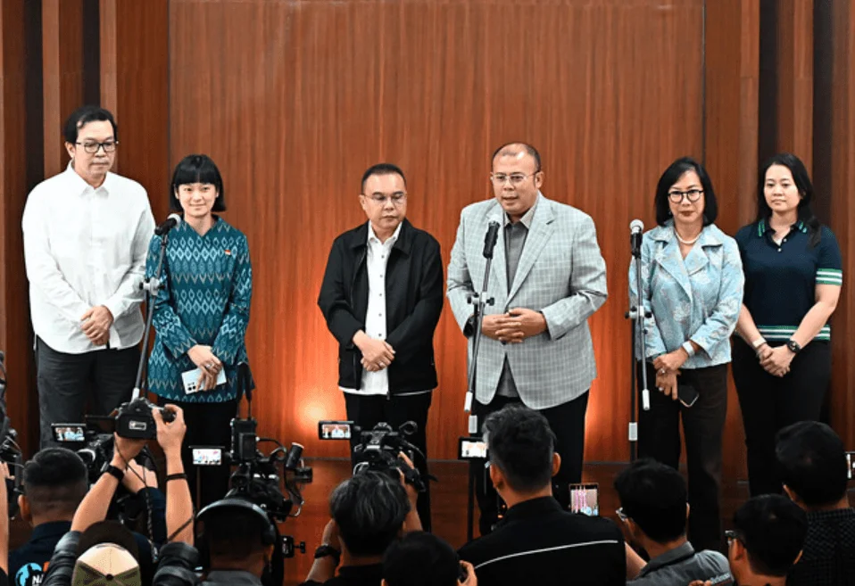 DPR Sebut Komisi Ojol Gojek dan Grab Turun Jadi 8 Persen Mulai 1 Juli 2026