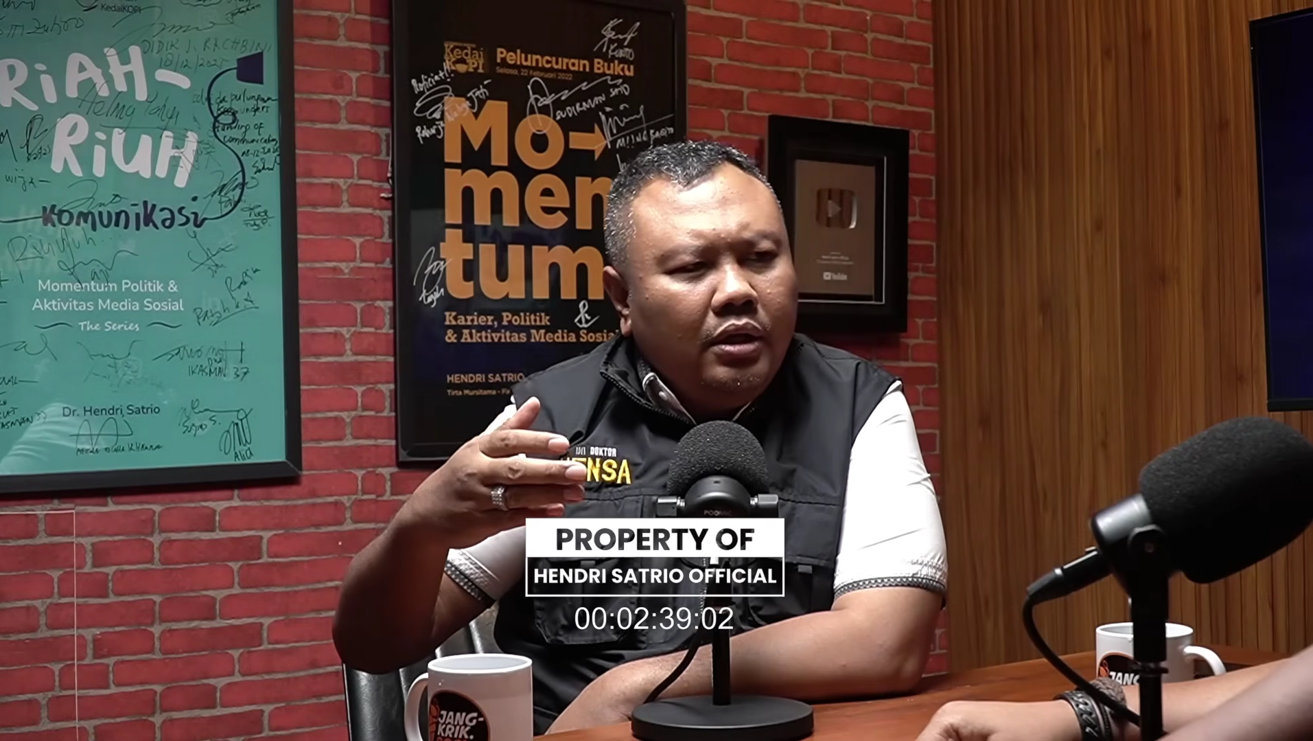Hendri Satrio: Prabowo Kini Terhimpit Antara PDI Perjuangan atau Jokowi