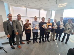 Hendri Satrio Rilis Buku “Estafet Ideologi Sumitro ke Prabowo”, Gambarkan Konstruksi Ideologi antara Ayah dan Anak*