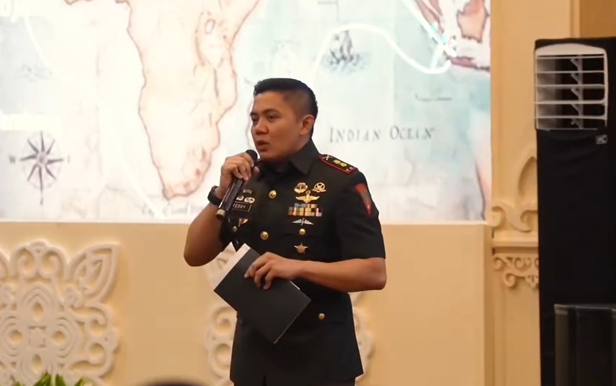 Saat Seskab Teddy Tekankan Pentingnya Kekuatan Pertahanan usai Raih Taskap Terbaik