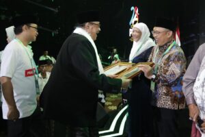 PKB Anugerahi Lima Kiai Penjaga Islam, Pancasila, dan Keutuhan NKRI di Harlah ke-28