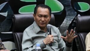 Sebut Ada “Shifting” Konsumen, DPR Soroti Antrean Panjang di SPBU