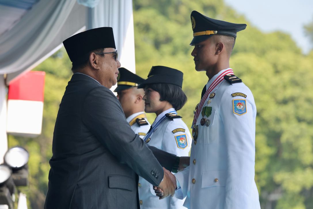 Prabowo Minta Lulusan IPDN Jadi Pemimpin Peduli Rakyat dan Tak Korup