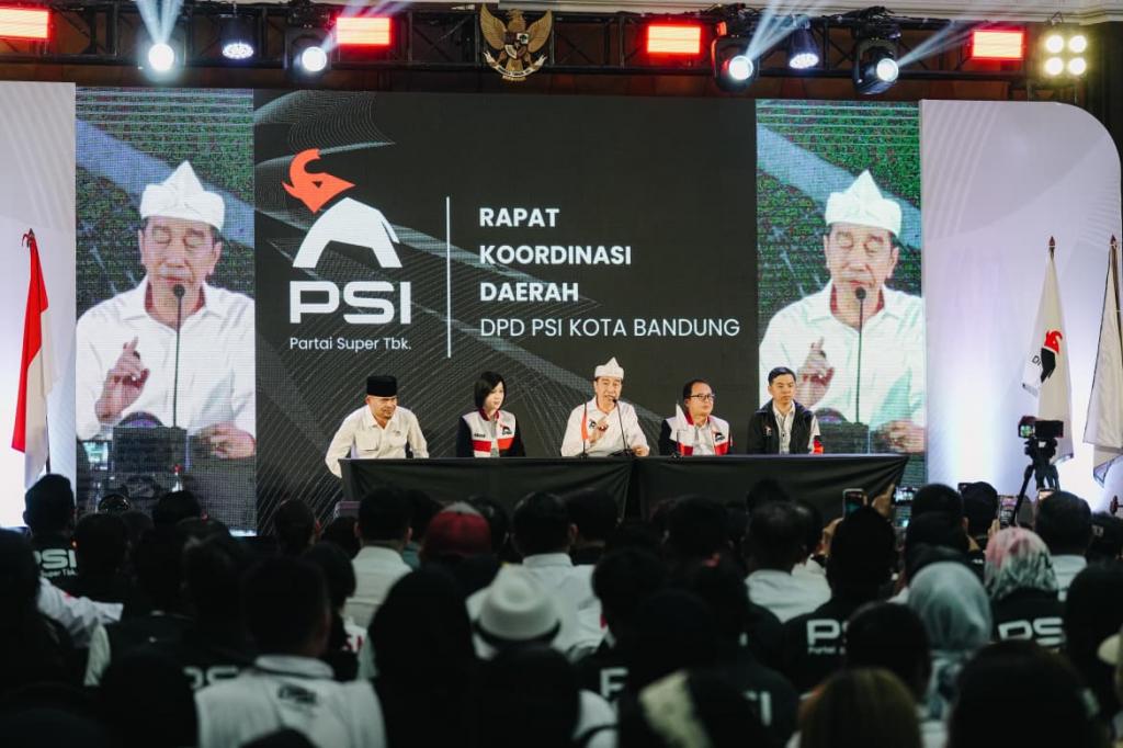 Optimistis PSI Jadi Partai Besar, Jokowi: Sekarang Ini Sudah Banyak Pihak yang Ketakutan